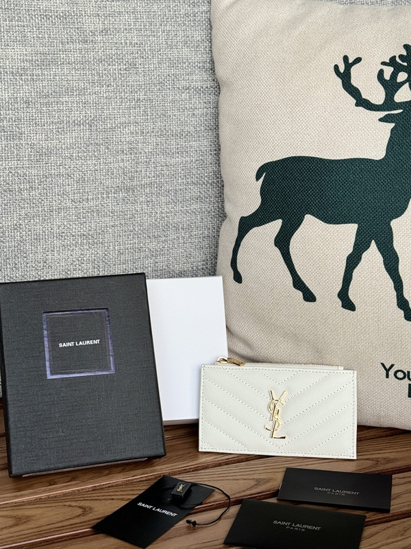 イヴサンローラン財布正面デザイン